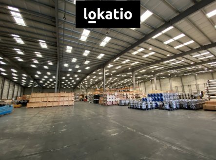 Pronájem komerčního objektu, sklad, 1 900 m²