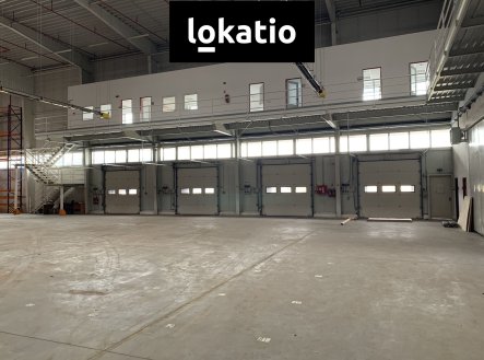 Pronájem komerčního objektu, sklad, 8 618 m²