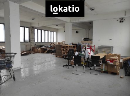 Pronájem komerčního objektu, sklad, 715 m²