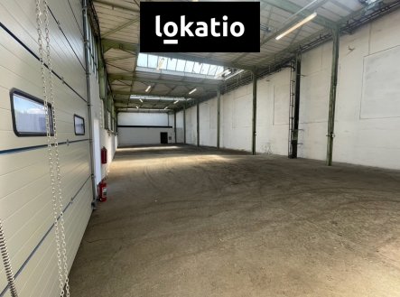 Pronájem komerčního objektu, sklad, 420 m²