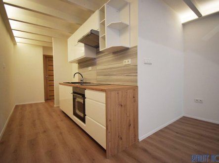 Pronájem bytu, 3+kk, 70 m²