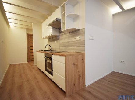 Pronájem bytu, 3+kk, 70 m²
