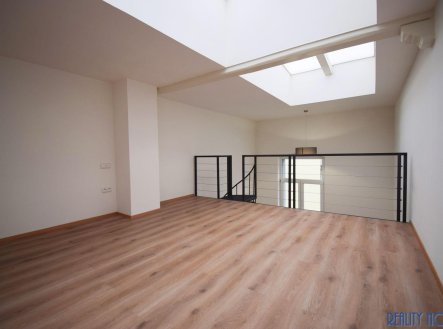 Pronájem bytu, 2+1, 53 m²