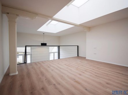 Pronájem bytu, 3+kk, 57 m²
