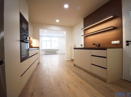 Pronájem bytu, 3+kk, 86 m²
