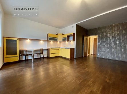 Pronájem bytu, 1+kk, 34 m² obrázek
