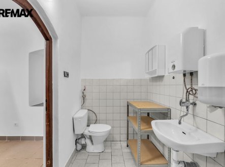 Pronájem obchodní prostory, 78 m²
