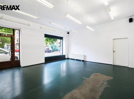 Pronájem obchodní prostory, 121 m²