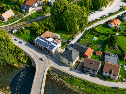 Prodej obchodní prostory, 330 m²