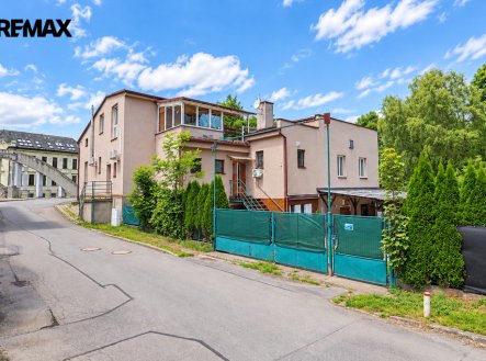 Prodej obchodní prostory, 330 m² obrázek