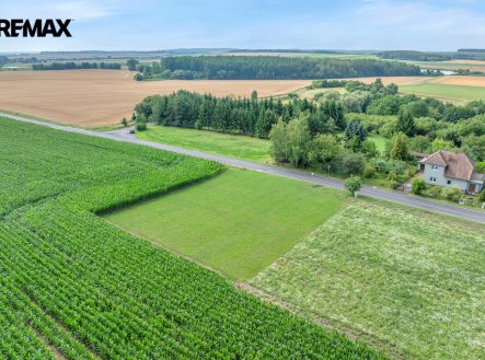 Prodej pozemku pro bydlení, 1 404 m² obrázek