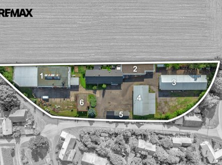 Pronájem skladu, 374 m²