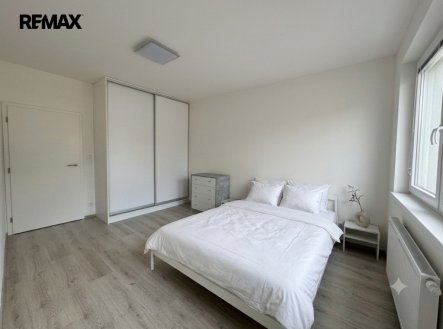 Pronájem bytu, 2+kk, 9 773 m²