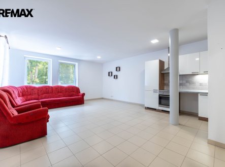Pronájem bytu, 2+kk, 62 m²