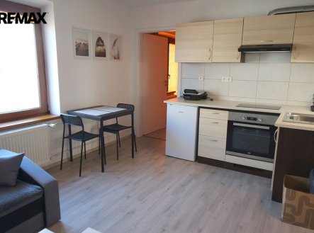 Pronájem bytu, 2+kk, 37 m²