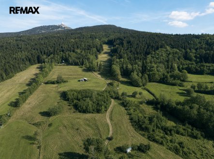 Prodej pozemku pro bydlení, 1 643 m²
