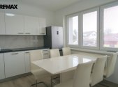 Pronájem bytu, 2+1, 56 m²