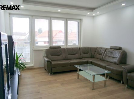 Pronájem bytu, 2+1, 56 m²