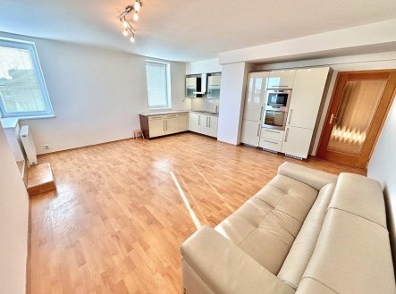 Prodej bytu, 3+kk, 85 m²
