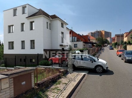 img-20250903-wa0002.jpg | Rezidence Želivská