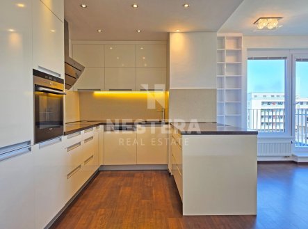 Prodej bytu, 3+kk, 90 m²