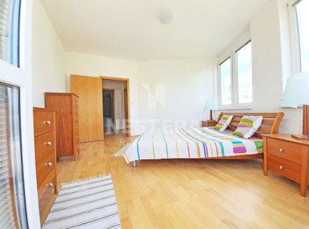 Pronájem bytu, 3+1, 100 m²
