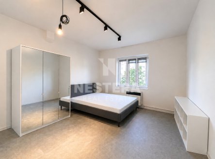 Pronájem bytu, 1+kk, 28 m²