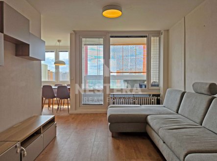 Pronájem bytu, 3+kk, 68 m²