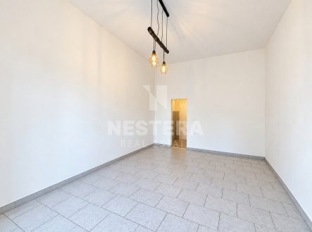 Pronájem obchodní prostory, 23 m²