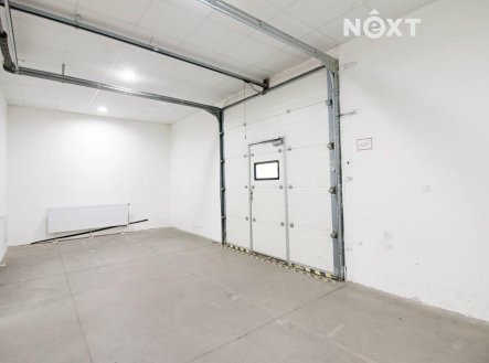 Pronájem komerčního objektu, sklad, 1 337 m²