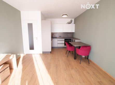 Pronájem bytu, 2+kk, 68 m²