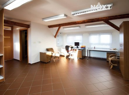 Pronájem kanceláře, 113 m²