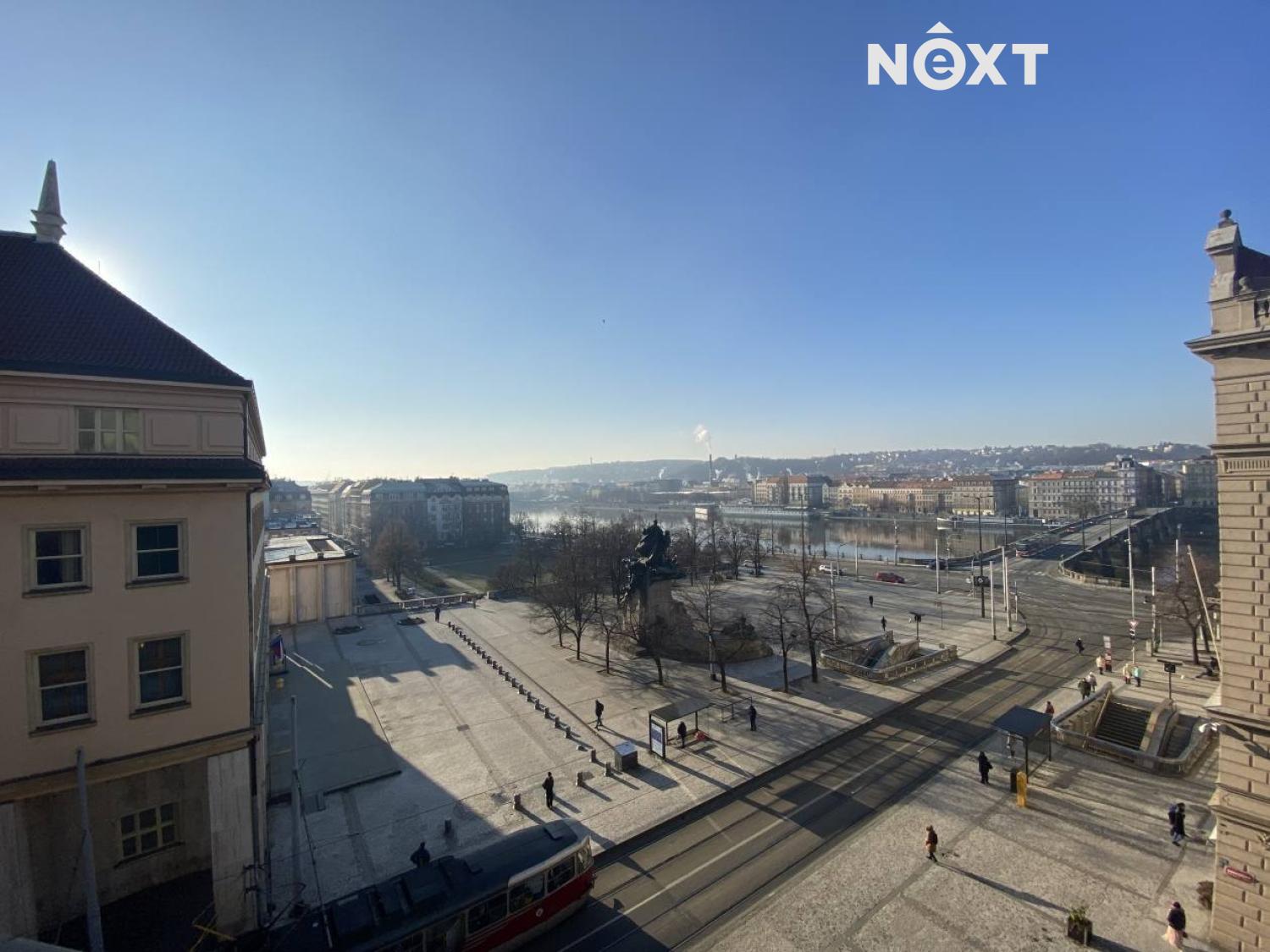 Pronájem komerční Kanceláře, 68㎡