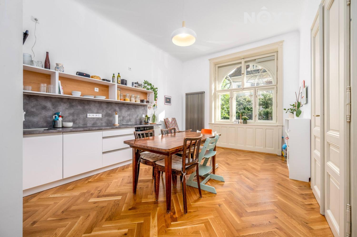 Pronájem byt 3+1, 93㎡