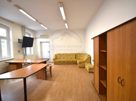 Pronájem kanceláře, 81 m²