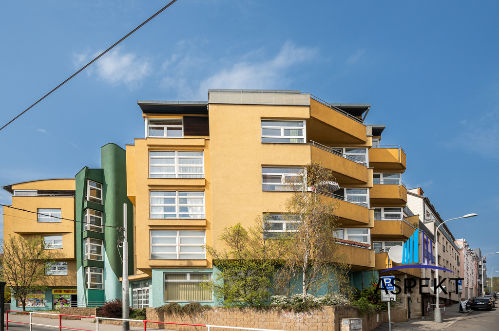 dma-6953-hdr.jpg