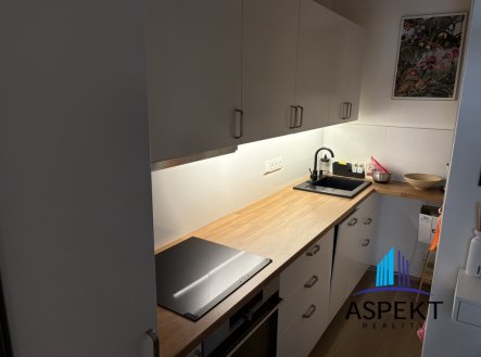 img-6990.jpeg | Pronájem bytu, 2+1, 65 m²
