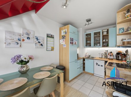 Prodej bytu, 4+kk, 94 m²