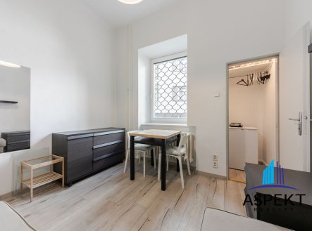 Pronájem bytu, atypický, 17 m²