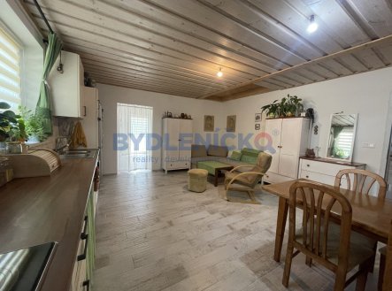 Pronájem bytu, 2+kk, 47 m²