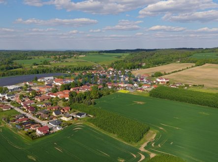 Prodej pozemku pro bydlení, 715 m²
