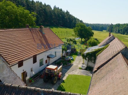 Prodej zemědělského objektu, 2 018 m²