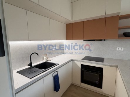 Prodej bytu, 2+kk, 43 m²