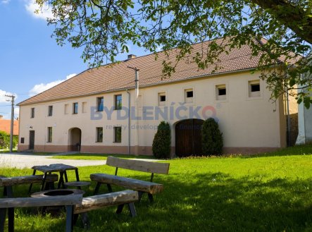 Prodej domu/vily, 402 m²