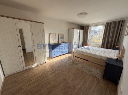 Pronájem bytu, 3+1, 85 m²