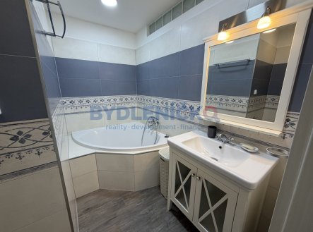 Pronájem bytu, 3+1, 85 m²