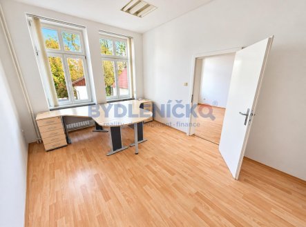 Pronájem kanceláře, 40 m²