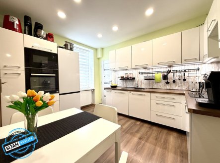 Prodej bytu, 4+1, 84 m²