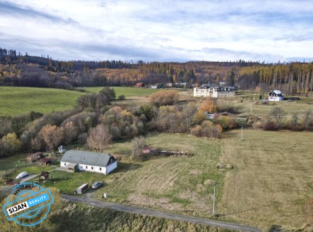 Prodej pozemku pro bydlení, 1 792 m²