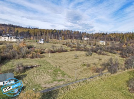 Prodej pozemku pro bydlení, 1 792 m²